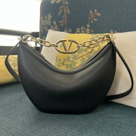 Picture of Valentino Lady Handbags _SKUfw156181683fw